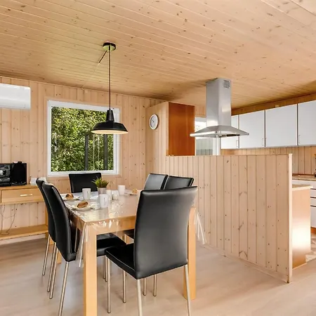 Brenda - 300m To The Fjord By Interhome *