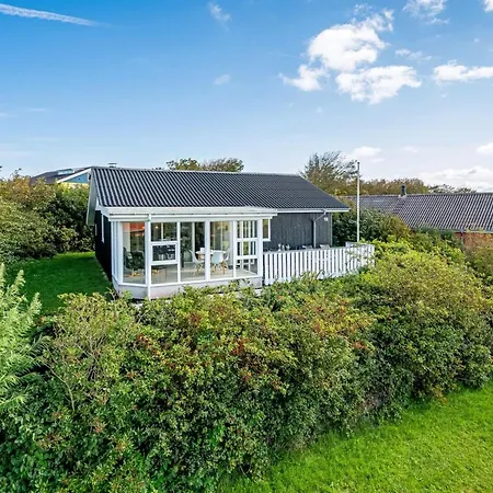 Brenda - 300m To The Fjord By Interhome *